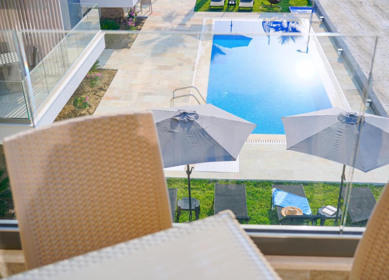 Tereza Golden Aparthotel Hriszí Amudiá Kültér fotó